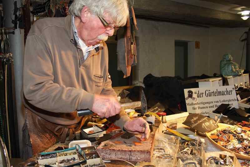 Handgemacht - Markt für Kunsthandwerk & Kurioses