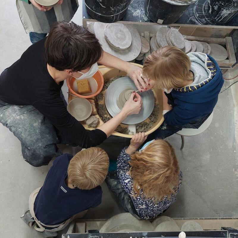 Nase in die Töpfe stecken - Ferienkurs für Kinder im Alter von 7-14 Jahren