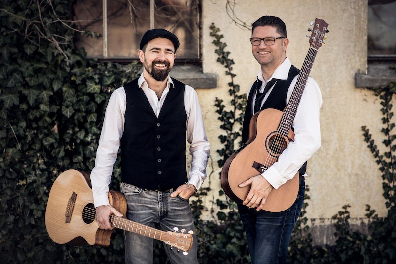 Gitarrenduo "Beidsaitig" - Akustik-Konzert von Tobias Knecht und Andreas Franzmann