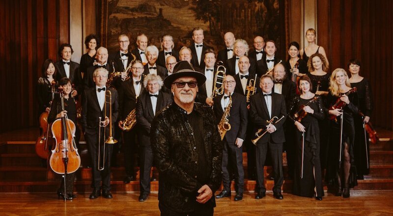 SWR Big Band & Paul Carrack - The Swinging Christmas Show