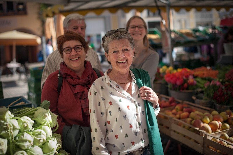 FREIBURGerLEBEN: Stadtführung mit regionalen Spezialitäten am Münstermarkt