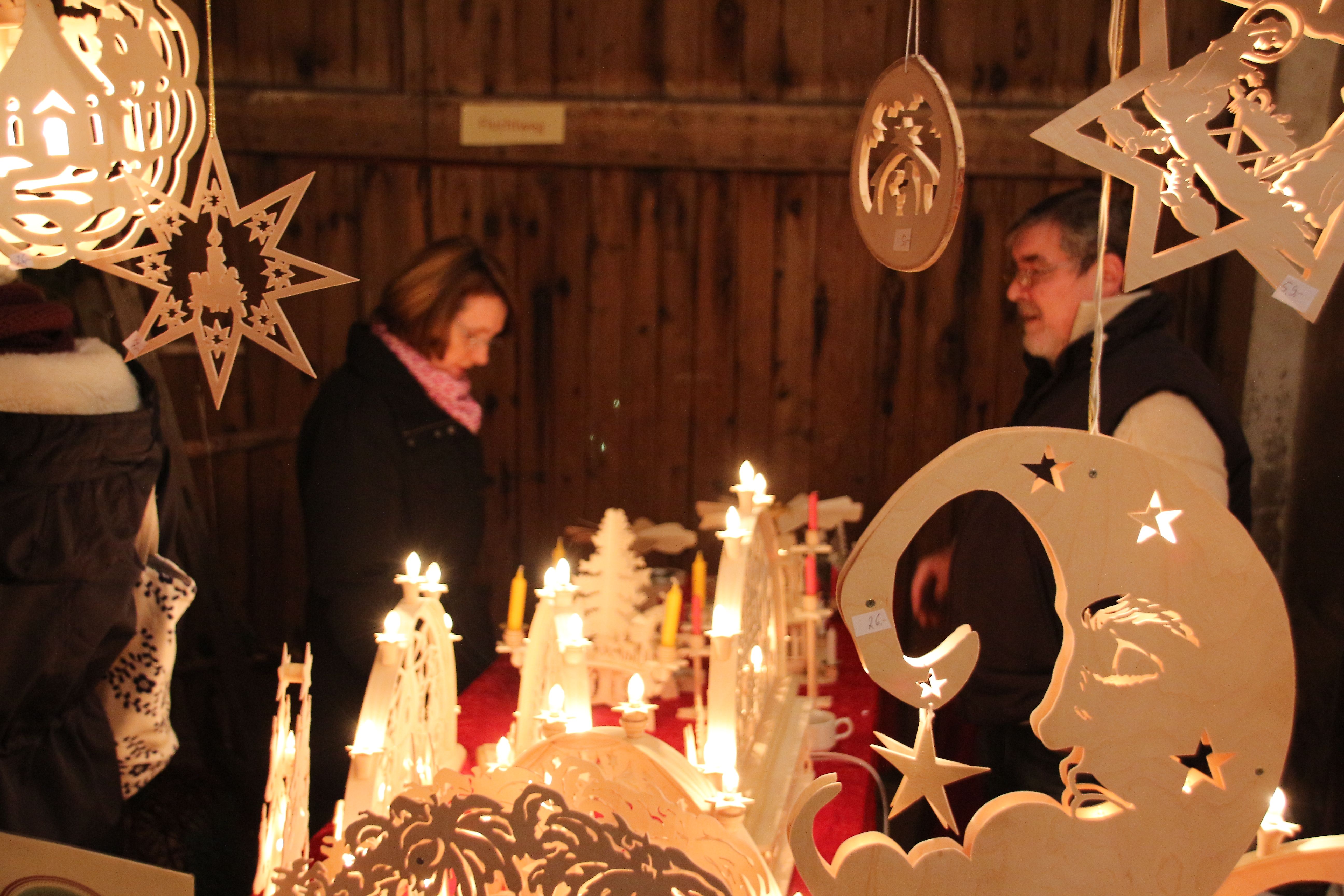 Weihnachtsmarkt im Schloß Eysölden